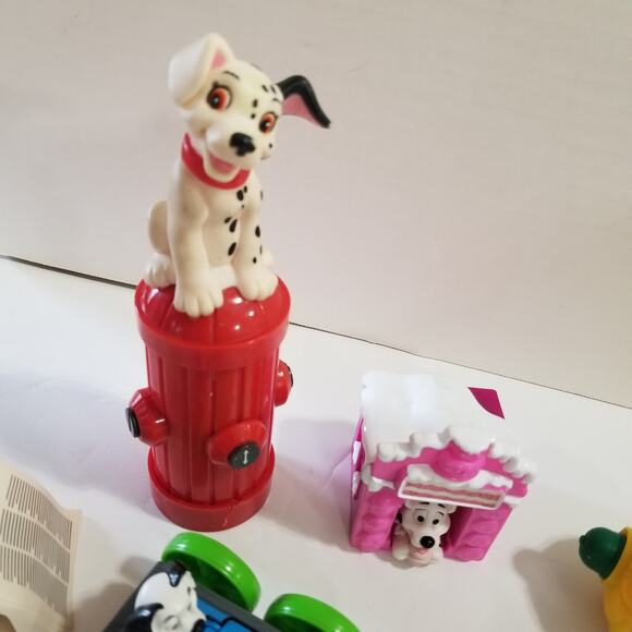 A collection of  dalmations McDonalds toys - Picture 10 of 12